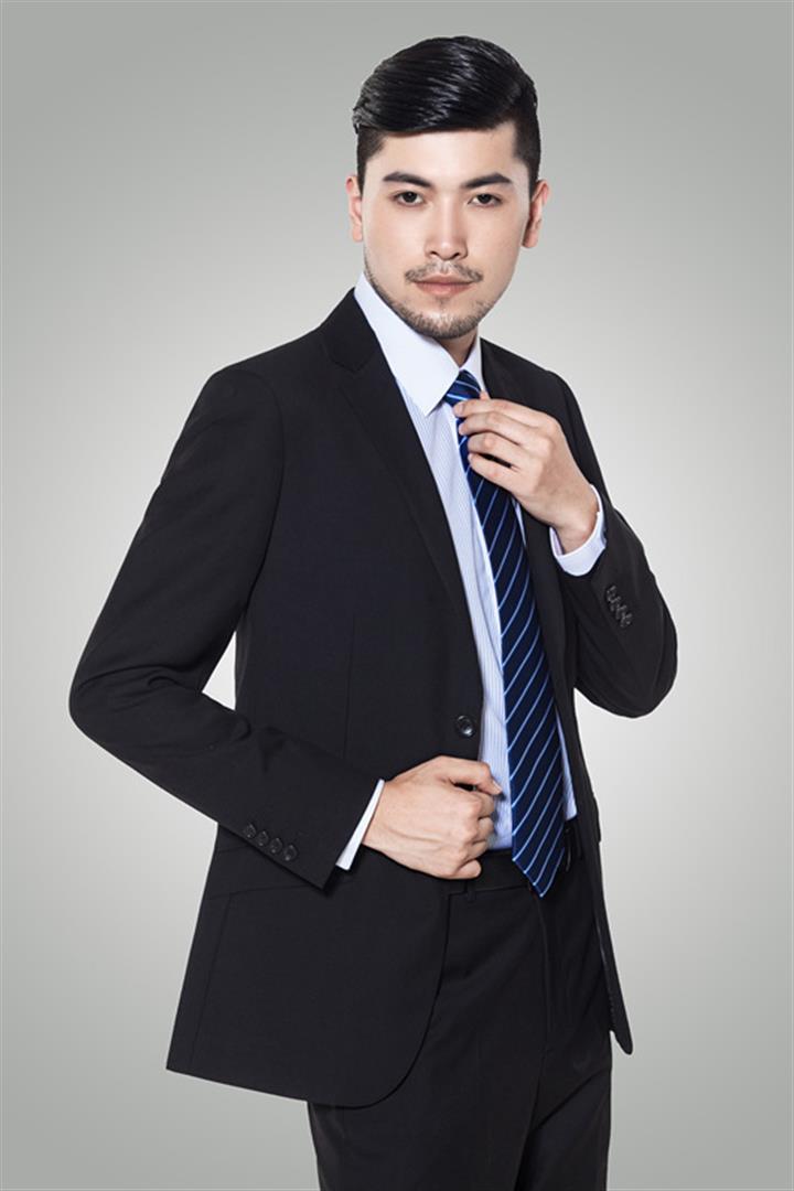 罗女士